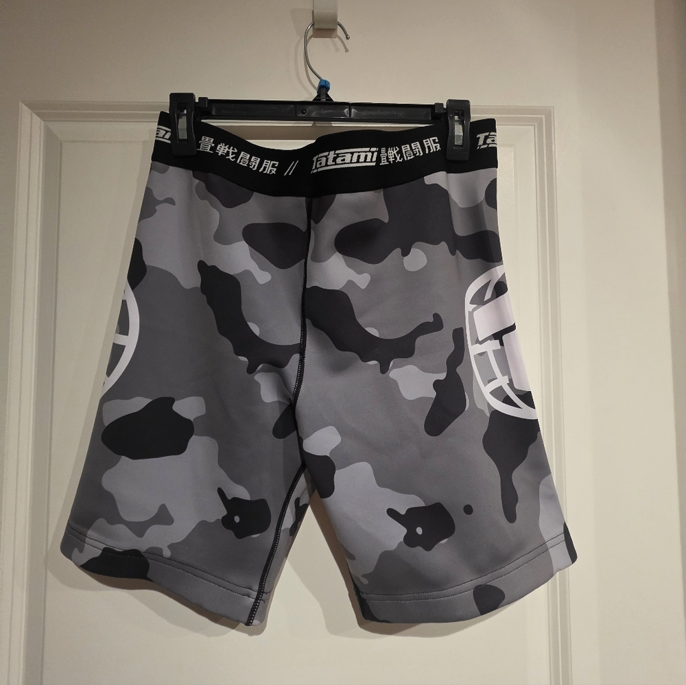 Mens Tatami Fightwear MTP VT SHORT Grey Camo, XL, New W/ Tags